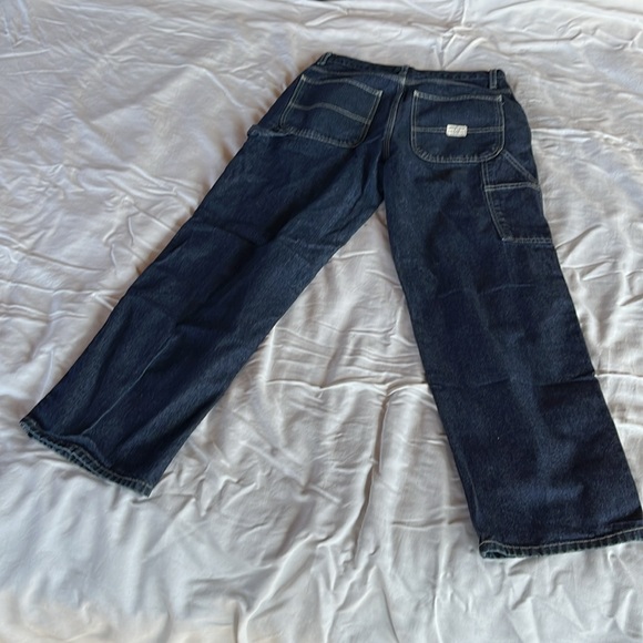 Lightly worn GAP carpenter jeans - Picture 4 of 4